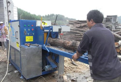 廣西省-南寧市-安吉-圓木多片鋸加工現場