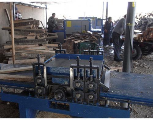 云南省-曲靖市-鋸松木25機(jī)現(xiàn)場