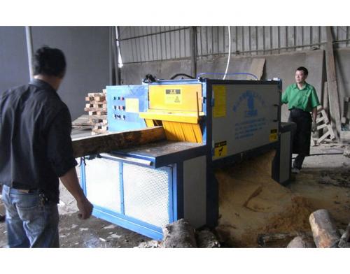 浙江寧波-方木多片鋸-方木200高-400寬-加工現場